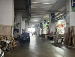 E9 Premium (D27), Factory #566871631